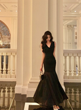 Cute Mermaid V Neckline Black Sleeveless 18th Birthday Dress Party Gown Birthday Outfits For Women HZ1121