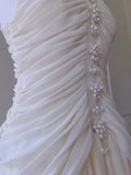 Elegant Ivory A-line Halter Nack Pearl Pleated Chiffon Prom Dress Evening Dress HZ1022