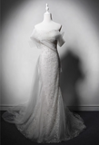 Elegant White Mermaid Evening Gowns Off-the-shoulder Tulle Long Prom Dress Modest Sleeveless Formal Dress HZ1121