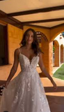 Classic Bridal Gown A Line Spaghetti Straps Lace White Wedding Dresses Minimalist Bridal Gowns HZ1121