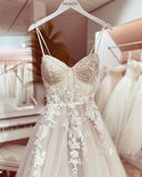 Chic Spaghetti Straps Wedding Dresses Lace Applique Princess Lace A-line Bridal Gowns HZ1121