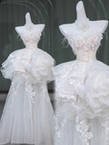 Unique Wedding Dress Ball Gown Strapless Lace Short White Wedding Dresses Bridal Gowns With Feathers HZ1121