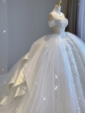 Luxury Ball Gown Scoop Neckline Long Satin Lace White Wedding Dresses Brides Dress HZ1121