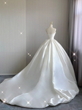 Unique Ball Gown Strapless Ruffles Long Satin White Wedding Dresses Brides Dress HZ1121