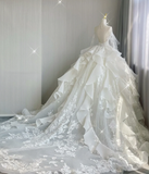 Unique Ball Gown Scoop Neckline Lace Long Sleeves White Wedding Dresses Brides Dress HZ1121