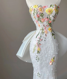 Pretty Mermaid Strapless Lace White Sleeveless Long Prom Dresses Evening Dresses HZ1121