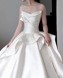 Unique Bridal Gown Ball Gown Sweetheart White Satin Wedding Dresses Bridal Gowns HZ1121