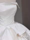 Unique Bridal Gown Ball Gown Strapless Pearls White Satin Wedding Dresses Bridal Gowns HZ1121