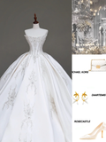 Unique Bridal Gown Ball Gown Strapless White Satin Wedding Dresses Beads Bridal Gowns HZ1121