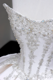 Unique Bridal Gown Ball Gown Strapless White Satin Wedding Dresses Beads Bridal Gowns HZ1121