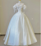 Elegant Ball Gown Off The Shoulder White Lace Short Sleeves Wedding Dresses Brides Dress HZ1121