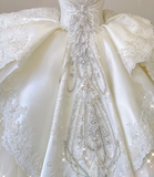 Elegant Ball Gown Sweetheart Lace Satin Wedding Dresses White Brides Dress HZ1121