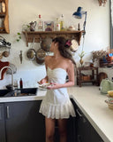 Sweet White Sweetheart Neck Mini 17th Birthday Homecoming Dress HZ1022