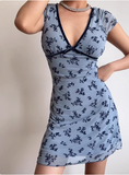 Retro Cute Girl V-neck Slim Print 19th Birthday Homecoming Dress HZ1022